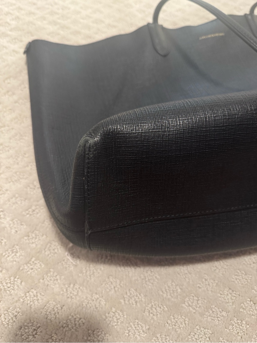 Alexander McQueen Black Leather Tote - Picture 7 of 7